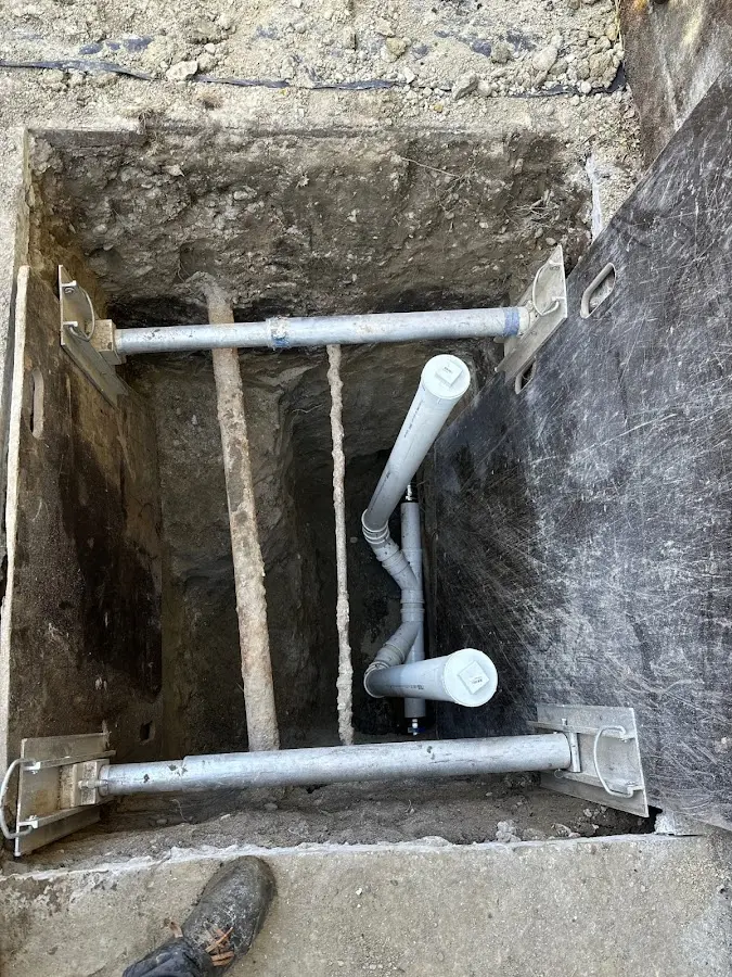 Experienced plumber completing Gas Line Repair work in Nicholasville